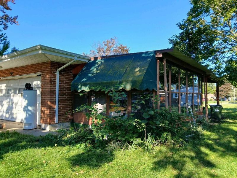 114 Darst Road, Beavercreek, OH 45440 Photo 3