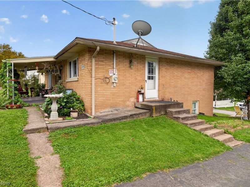 695 N Market Street, East Palestine, OH 44413 Photo 10