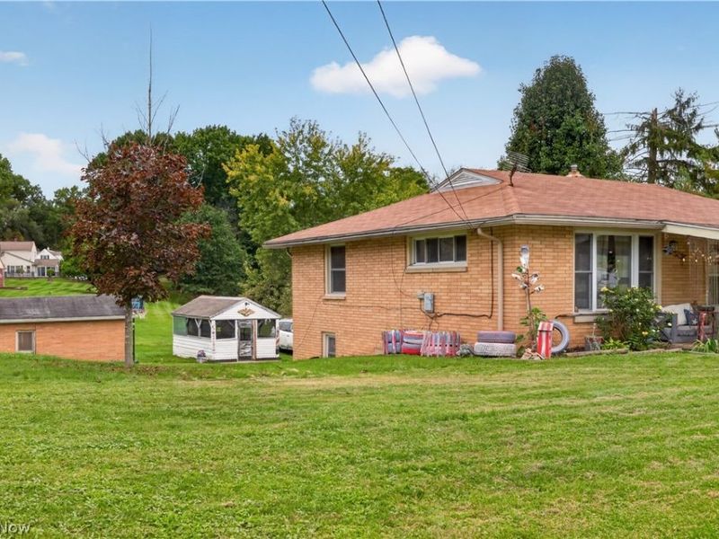 695 N Market Street, East Palestine, OH 44413 Photo 8