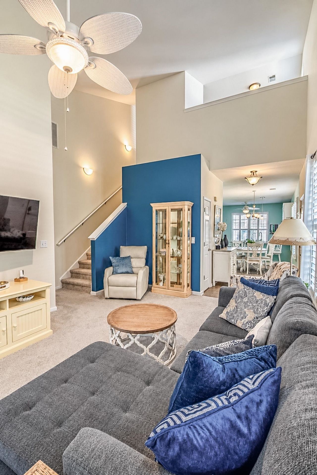 297 Connemara Dr. Photo 14
