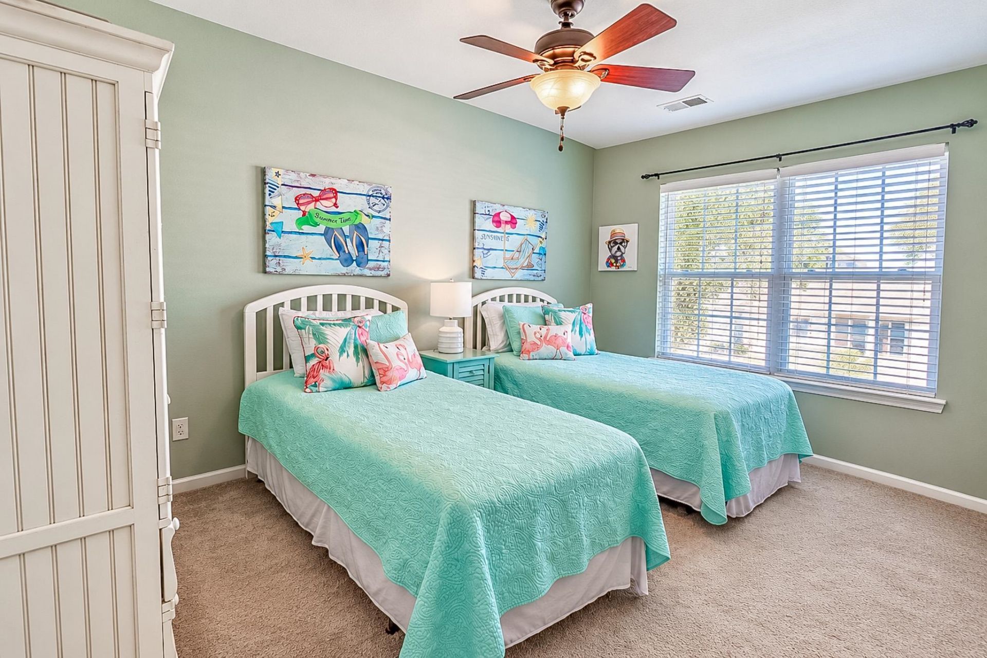 297 Connemara Dr. Photo 24