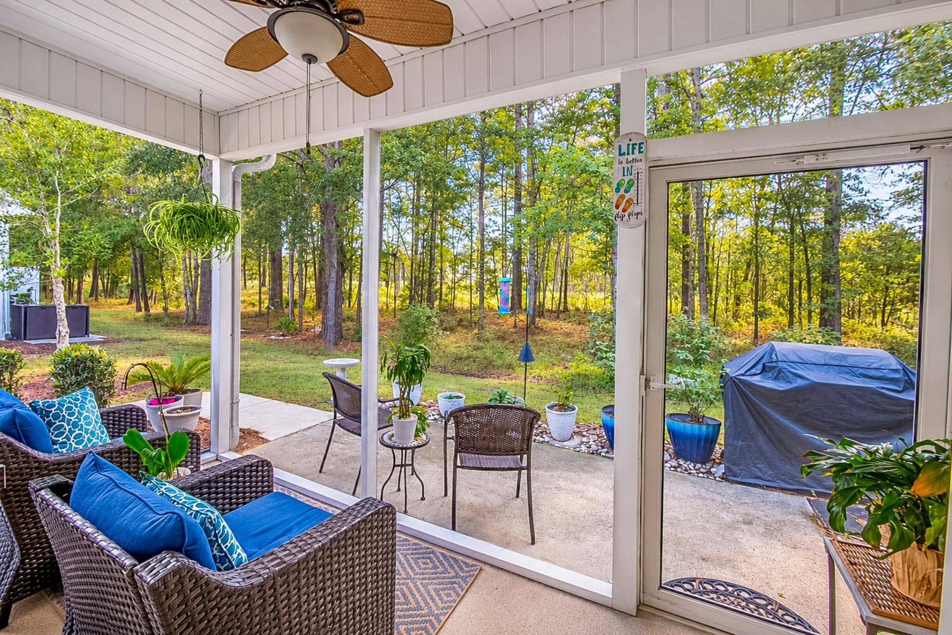 297 Connemara Dr. Photo 27
