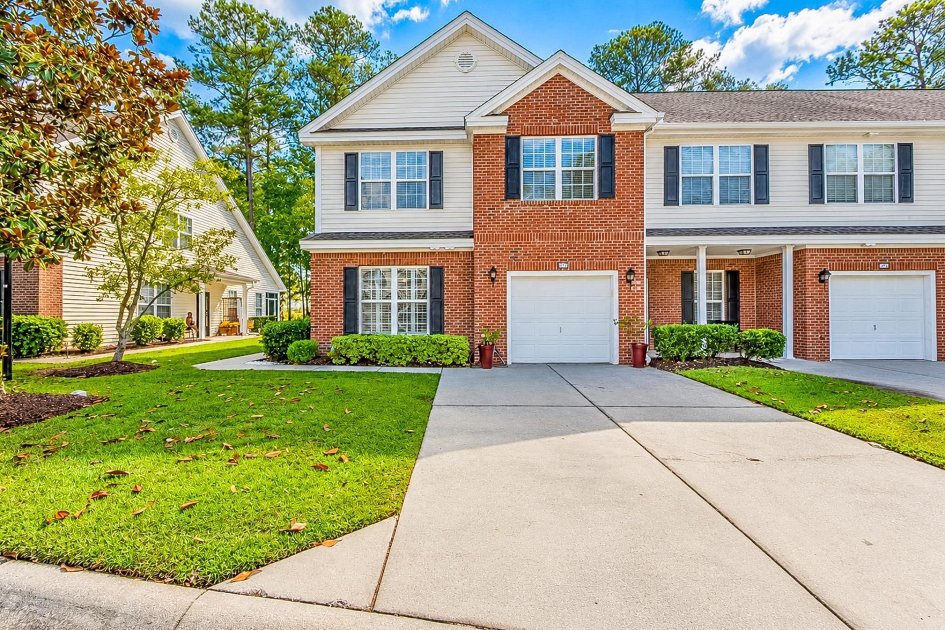 297 Connemara Dr. Photo 31