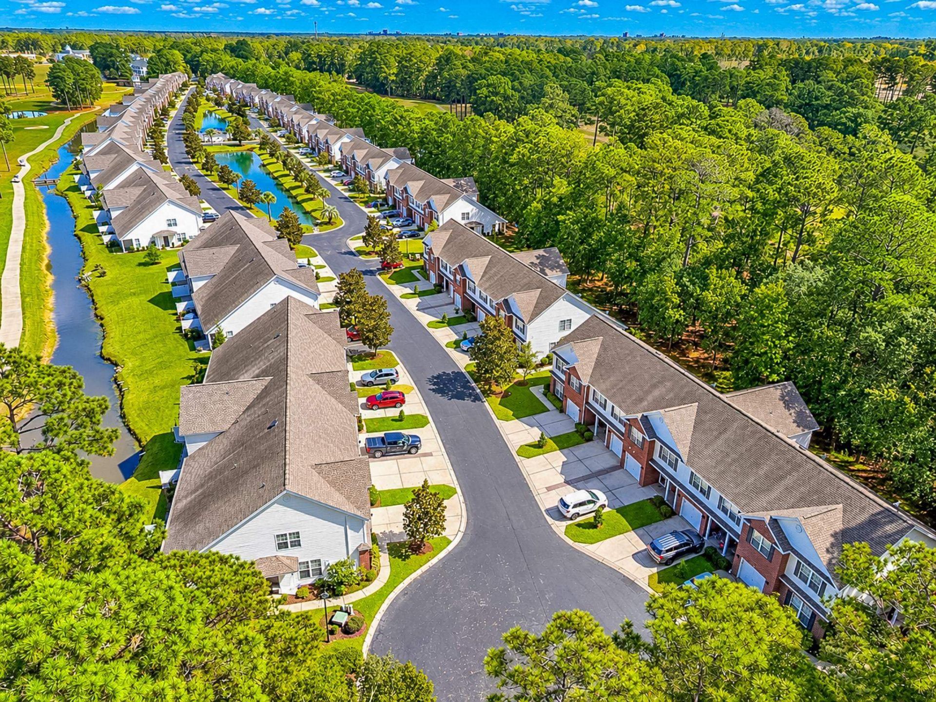 297 Connemara Dr. Photo 34