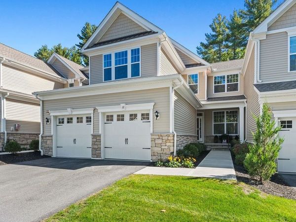 12 Plimpton Farm Rd, Unit 12, Millis, MA 02054
