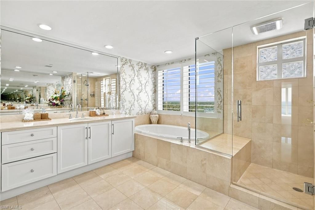 3991 Gulf Shore Blvd N, Unit PH102, Naples, FL 34103 Photo