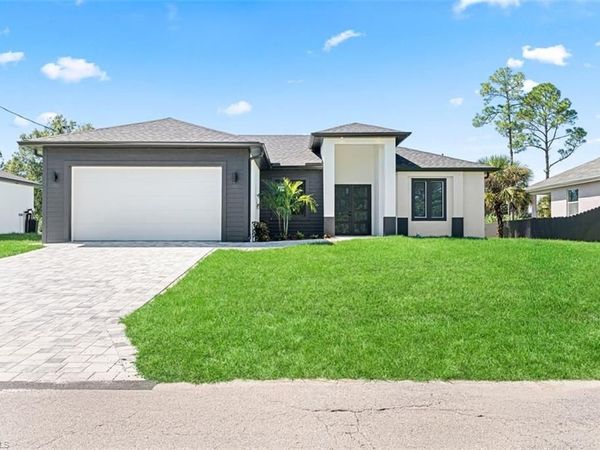 2905 Hanna AVE N, LEHIGH ACRES, FL 33971