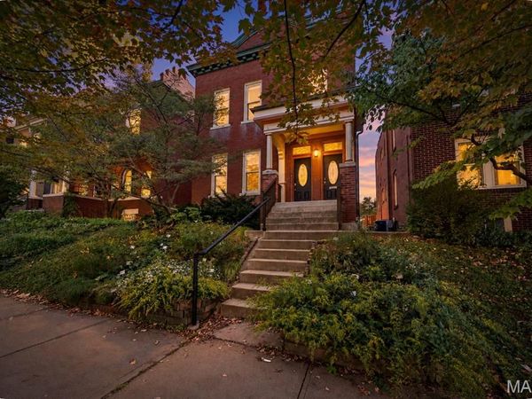 3884 Connecticut Street, St Louis, MO 63116