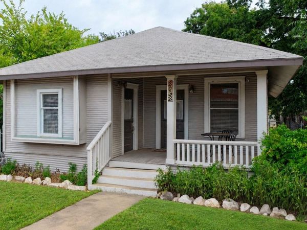 2032 E Cesar Chavez ST, Austin, TX 78702