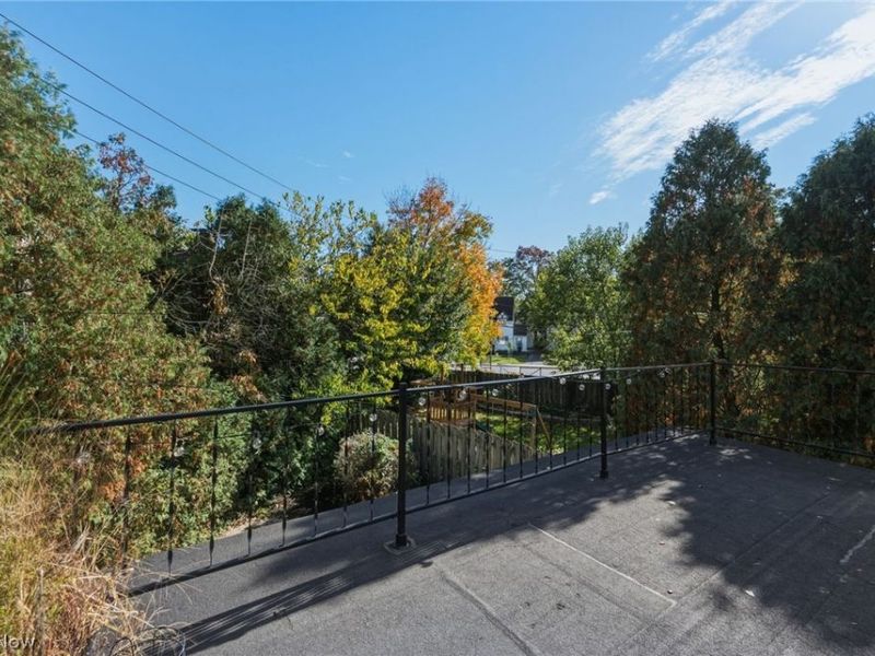 2255 S Belvoir Boulevard, University Heights, OH 44118 Photo 35