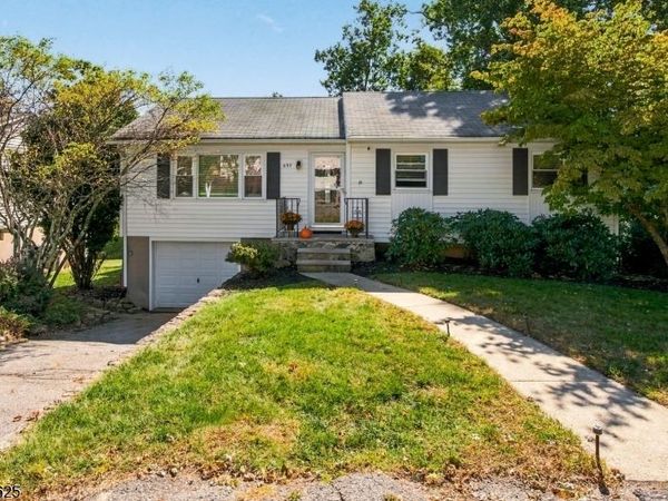 635 Bensel Dr, Mount Arlington, NJ 07850