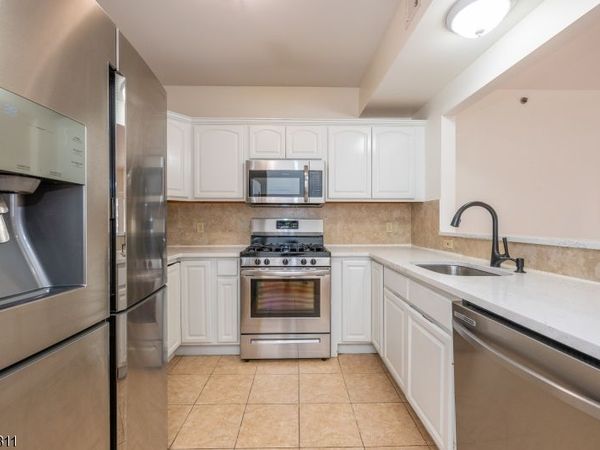 902 N 5Th St, Unit 406, Newark, NJ 07107