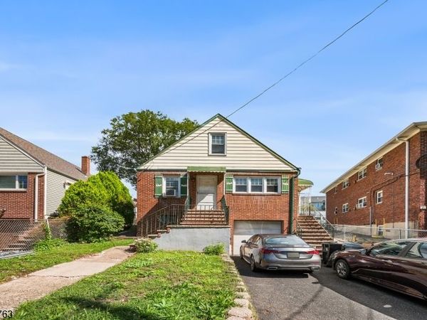 552 Main St, Lodi, NJ 07644