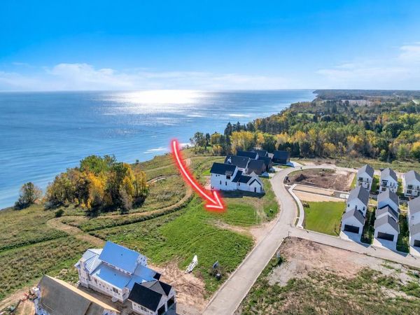 1202 SHIELING LANE, Unit Lt 15, Port Washington, WI 53074