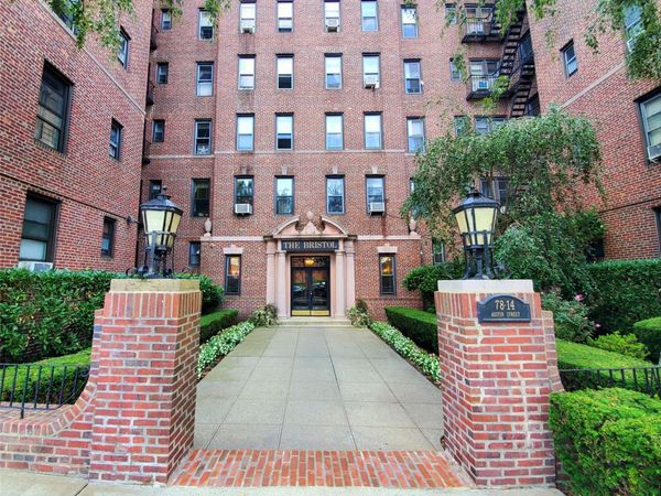 78-14 Austin Street, Unit 1E, Forest Hills, NY 11375
