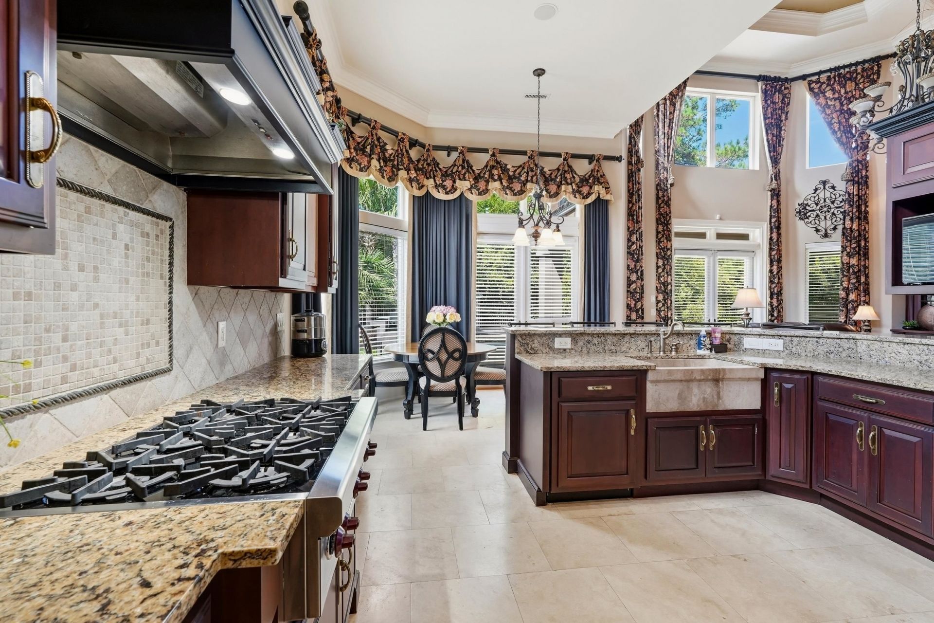 9267 Bellasera Circle  Photo 14