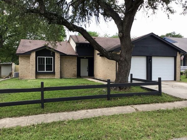 11009 FOREST CROWN, Live Oak, TX 78233