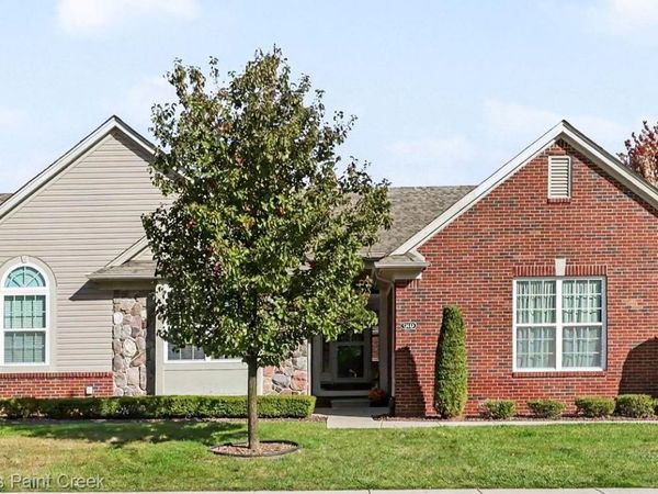52440 Westfield Drive , Macomb Township, Mi 48042