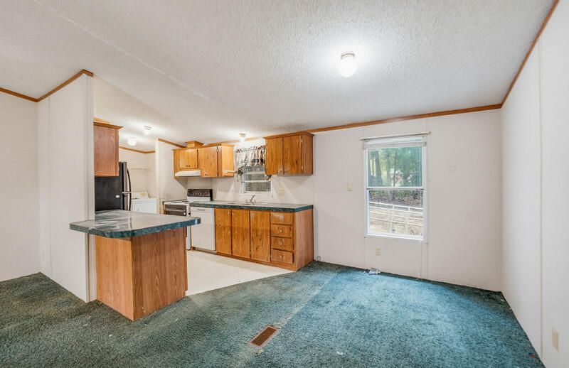 1388 Trask Parkway Photo 7