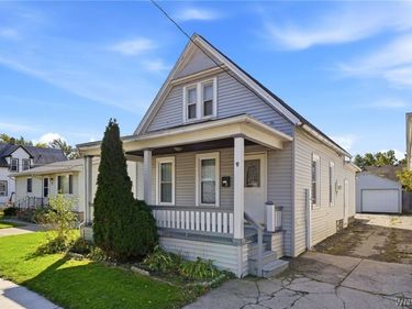 38 Newfield Street , Buffalo, NY 14207