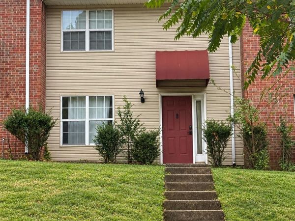 504 Short St, Florence, AL 35630