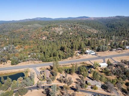 8850 Rock Creek Rd, Placerville, CA 95667 Photo
