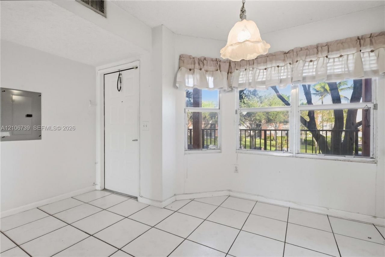 701 SW 141st Ave , Unit 203R, Pembroke Pines, FL 33027 Photo