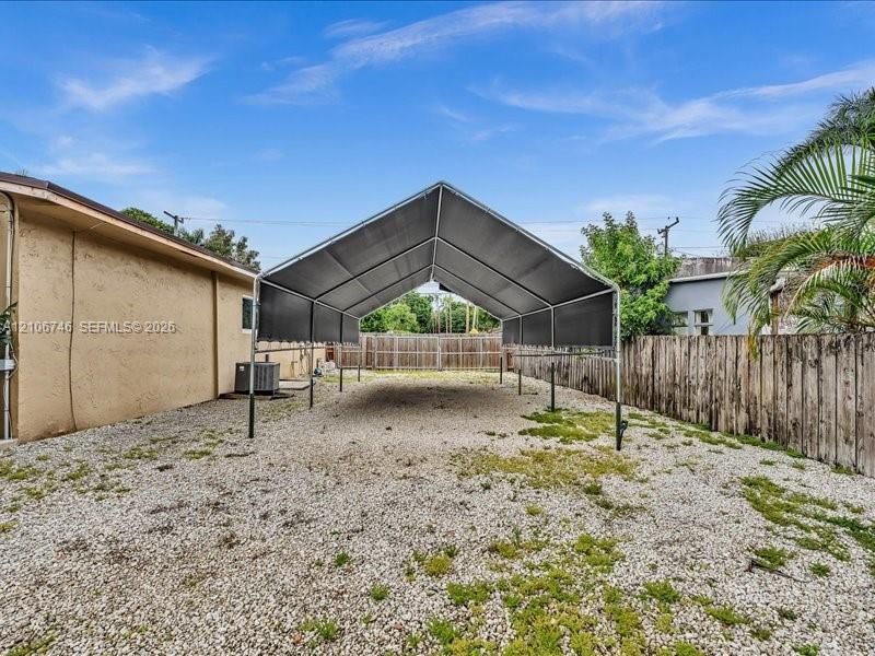 6608 SW 49th St , Davie, FL 33314 Photo