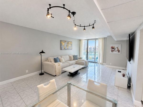 3801 S Ocean Dr , Unit 10S, Hollywood, FL 33019