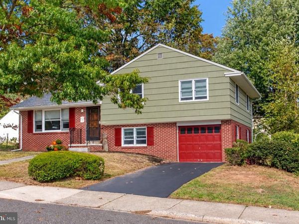 165 HILLCREST AVENUE, SOUDERTON, PA 18964