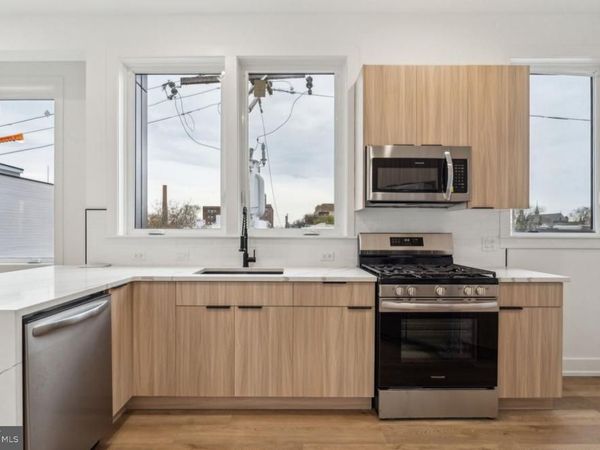 136 40 E CUMBERLAND STREET, Unit 3, PHILADELPHIA, PA 19125