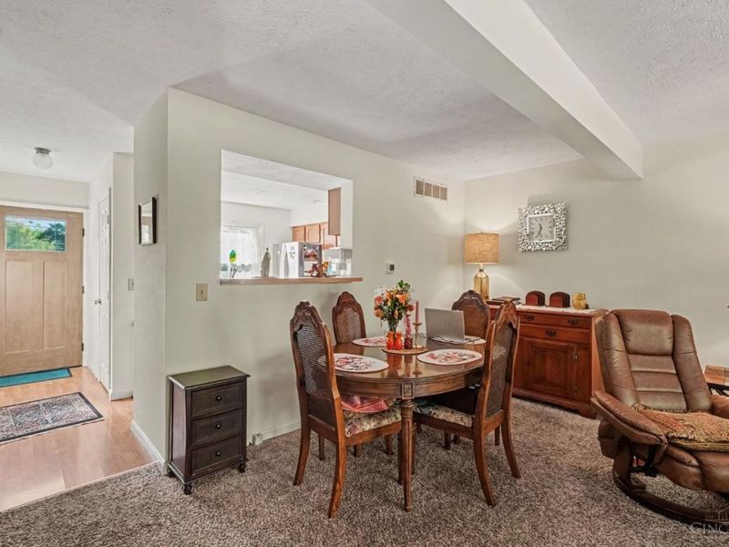 3637 Parfore Court, Pierce Township, OH 45245 Photo 4