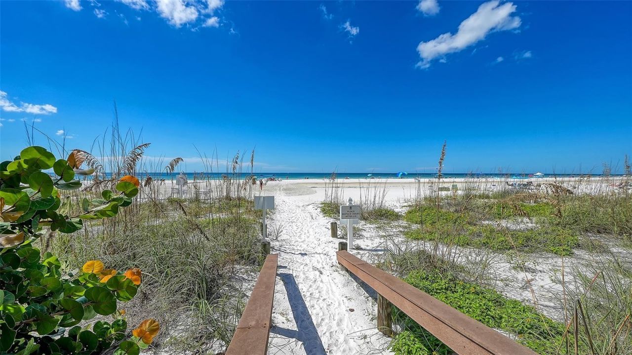 1163 Coquille Street, Unit 207, Sarasota, FL 34242 Photo