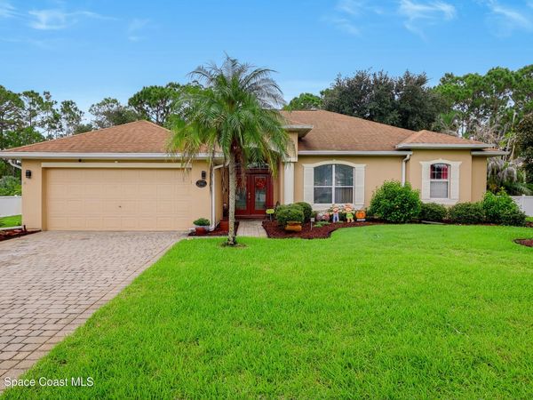 2061 Thornwood Drive SE , Palm Bay, FL 32909