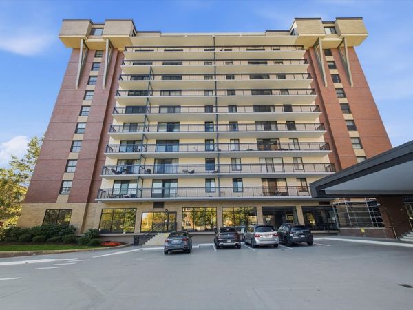 60 Longwood Ave, Unit 1003, Brookline, MA 02446