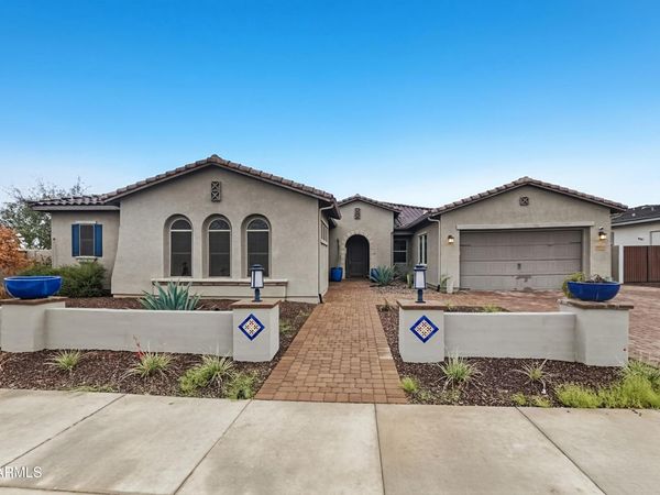1928 E LA COSTA Drive, Gilbert, AZ 85298