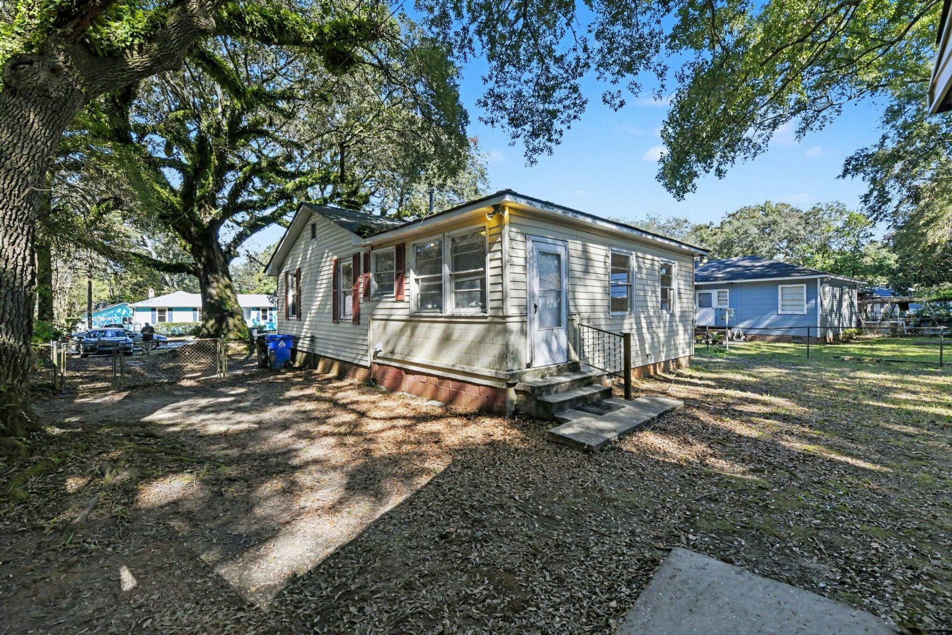 2663 Olympia Avenue Photo 20