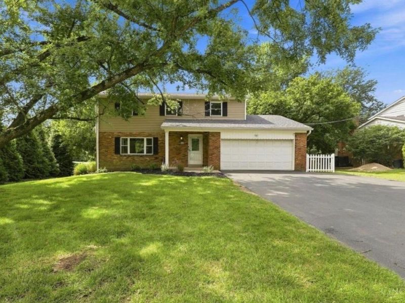 7975 Pfeiffer Road, Montgomery, OH 45242 Photo 1