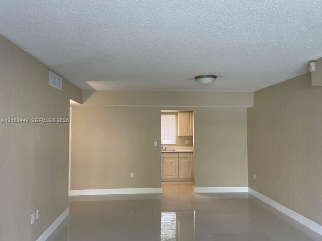 7430 SW 82nd St , Unit D104, Miami, FL 33143 Photo
