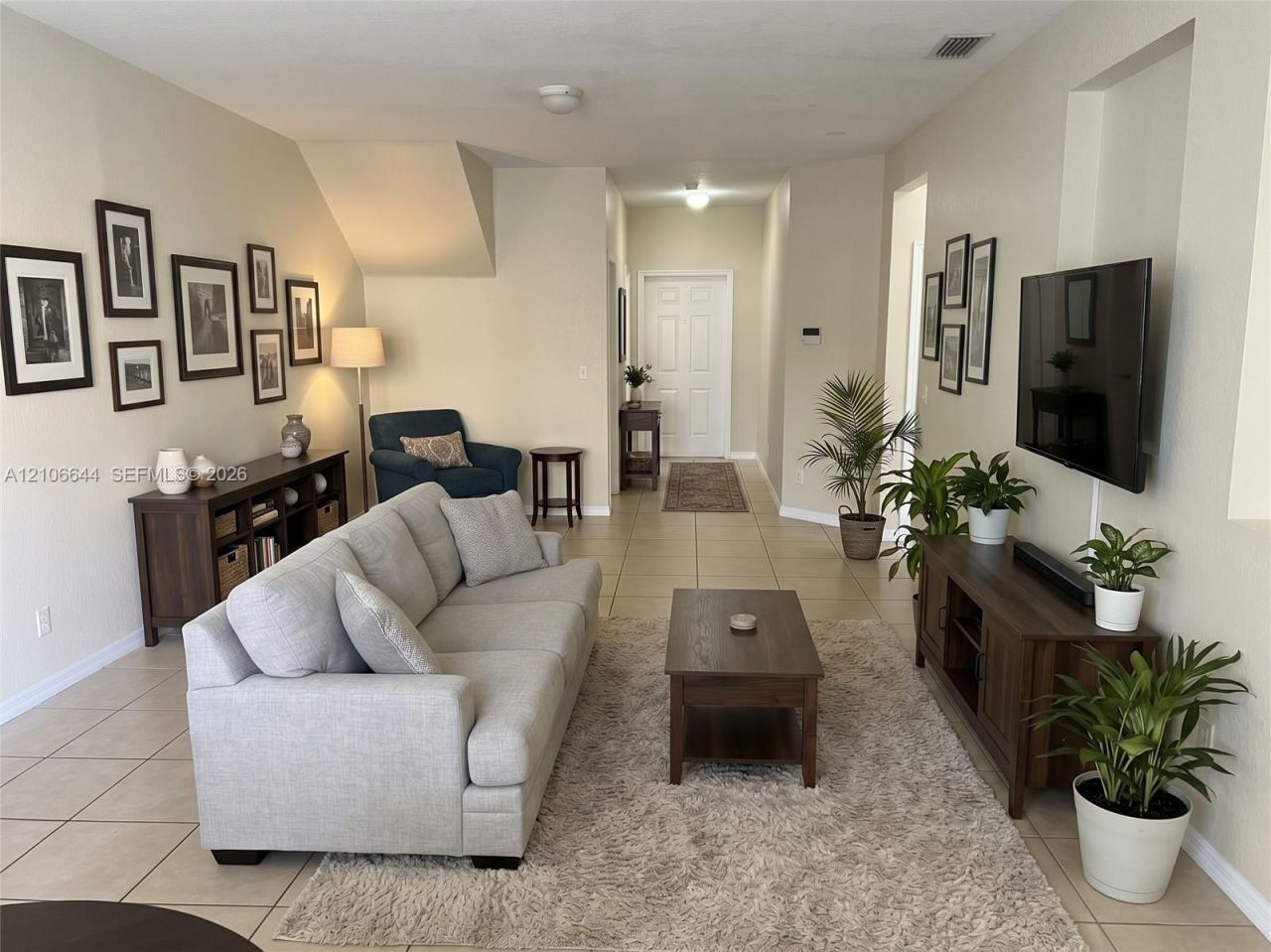 1489 SW 1 St , Unit ., Homestead, FL 33030 Photo