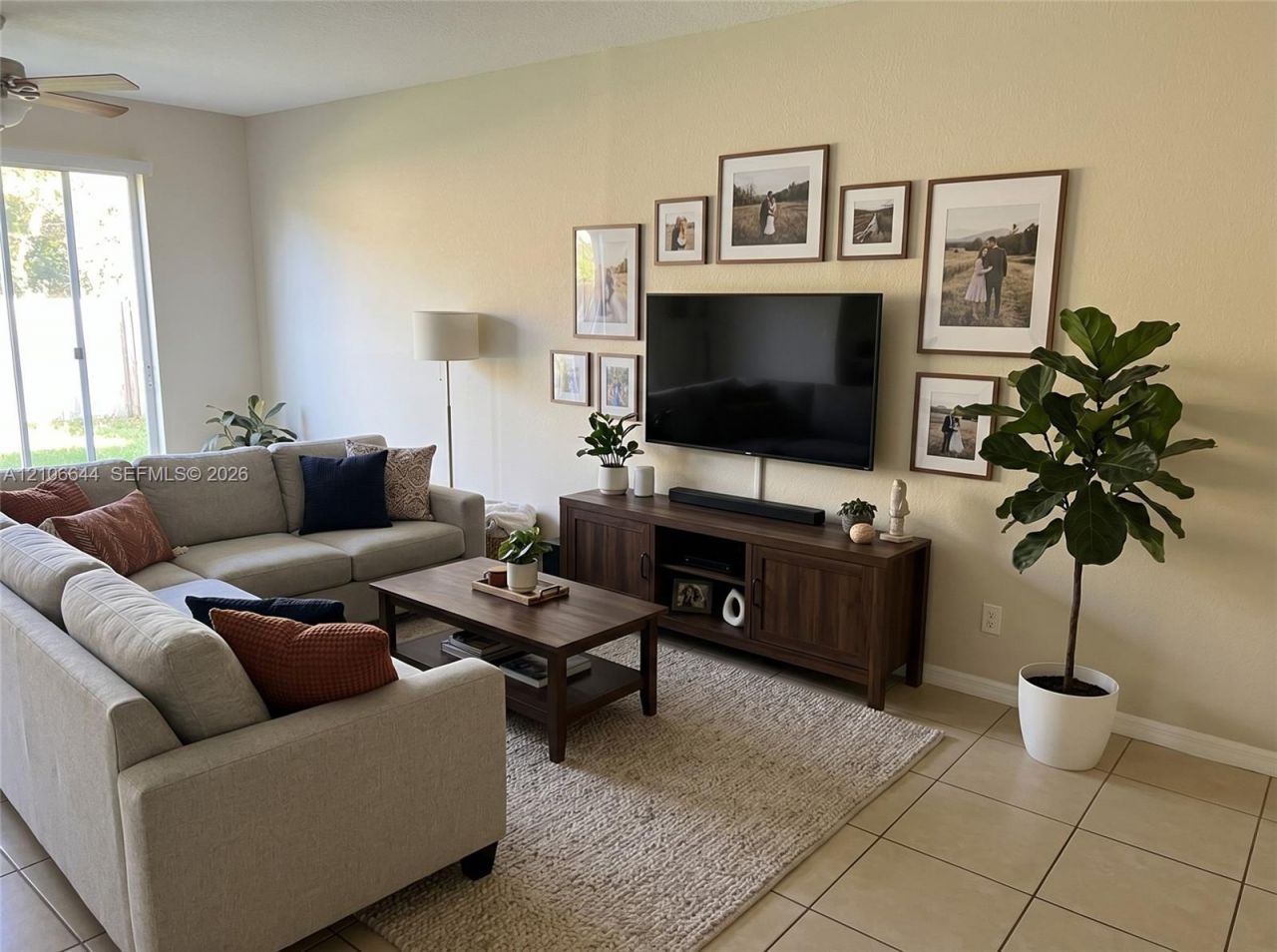 1489 SW 1 St , Unit ., Homestead, FL 33030 Photo
