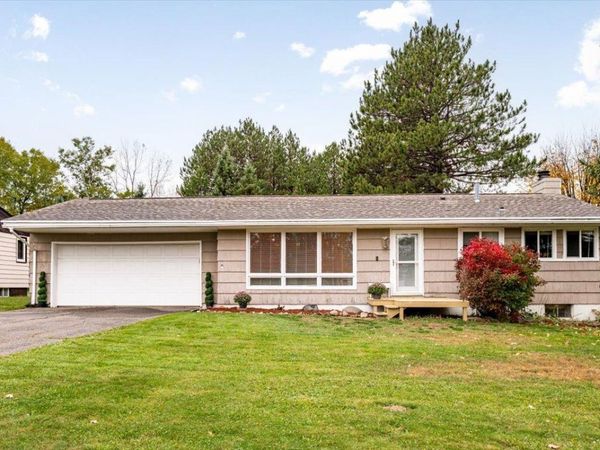 905 N Ebony Avenue, Duluth, MN 55811