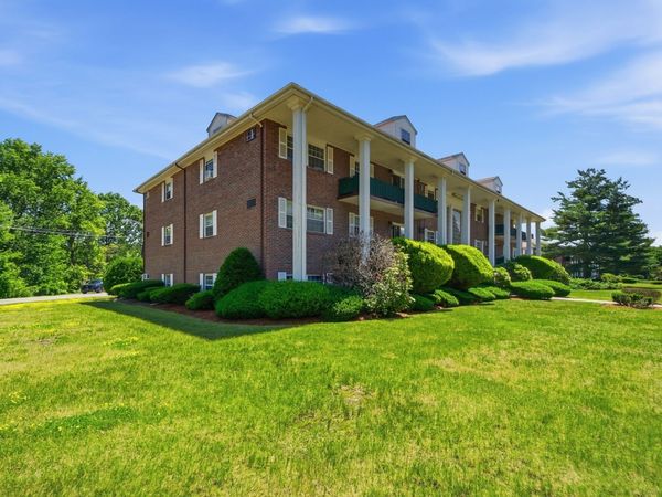 257 North Main St, Unit 8, Andover, MA 01810