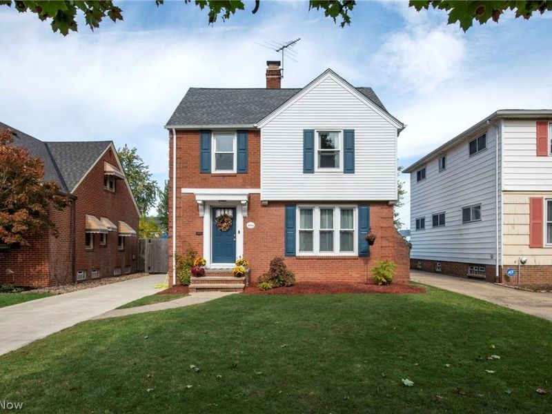 16908 Laverne Avenue, Cleveland, OH 44135 Photo 1