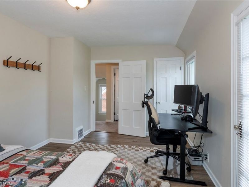 16908 Laverne Avenue, Cleveland, OH 44135 Photo 18