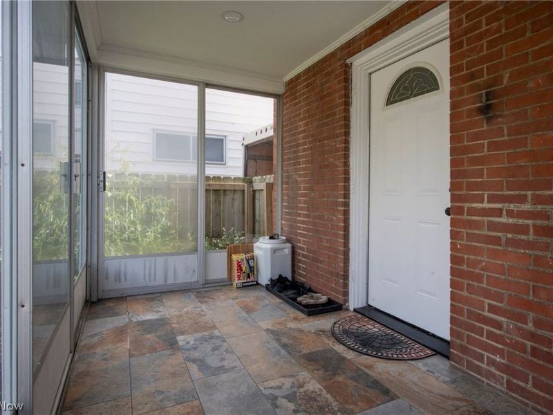 16908 Laverne Avenue, Cleveland, OH 44135 Photo 37