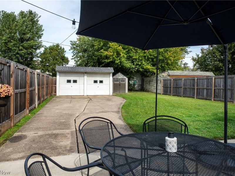 16908 Laverne Avenue, Cleveland, OH 44135 Photo 39