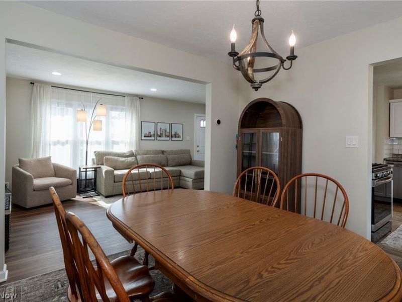 16908 Laverne Avenue, Cleveland, OH 44135 Photo 6