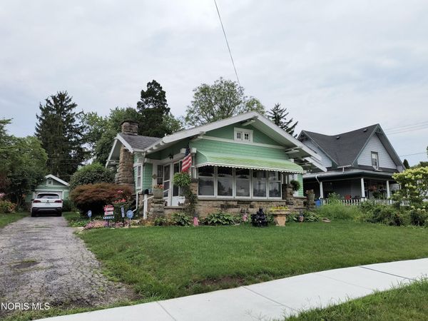 23811 W River Road , Grand Rapids, OH 43522