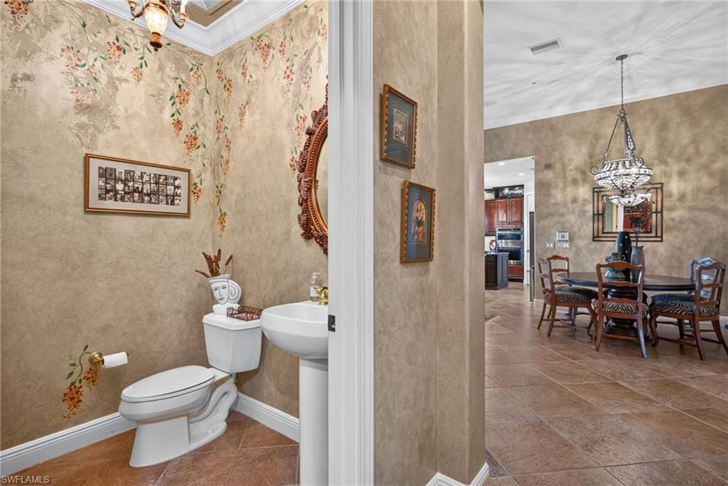 18560 Sandalwood Pointe , Unit 202, Fort Myers, FL 33908 Photo